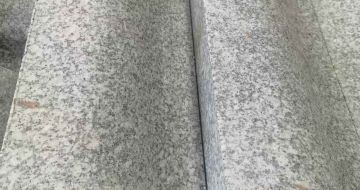 七台河芙蓉白S型拉丝面路沿石