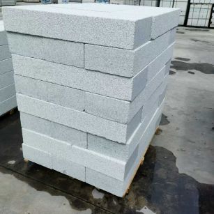 七台河 芝麻白两面荔枝面台阶石