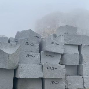 七台河芝麻白花岗石